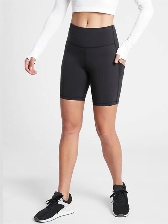 Athleta Pants - Athleta Ultimate Stash 7” Bike Shorts - Medium